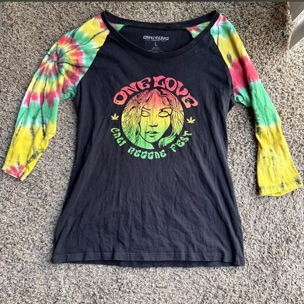Tie-Dye Raglan Sleeve Graphic Tee